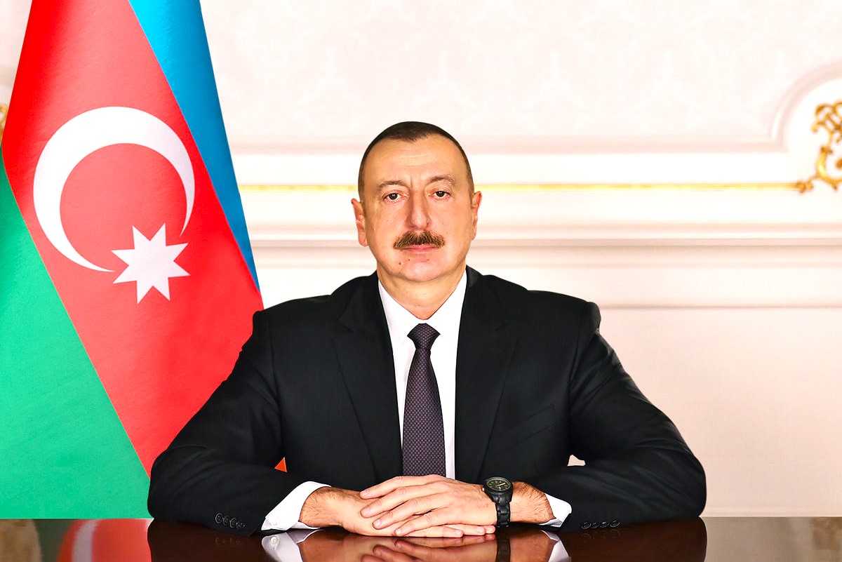 Azərbaycan Prezidenti Gəncə Avtomobil Zavodunun əməkdaşlarını "Tərəqqi" medalı ilə təltif edib