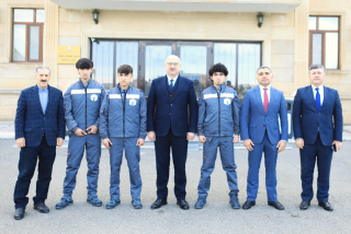 Gəncə Avtomobil Zavodu uşaq evinin yeniyetmələrinin işlə təminat layihəsinə başlayıb.